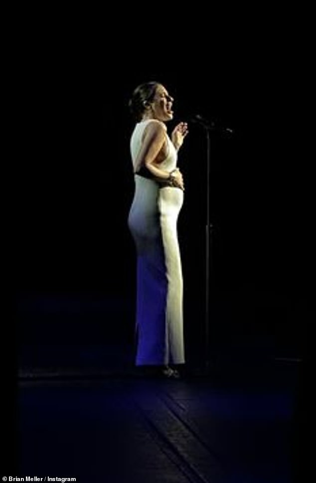 1711753890 737 Lea Michele performs while pregnant for first time ever at