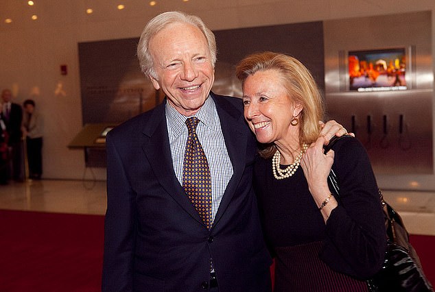 Senator Joseph Lieberman (D-CT) arrives with his wife Hadassah at the Kennedy Center for a tribute concert for Senator Edward Kennedy (D-MA) on March 8, 2009 in Washington, DC