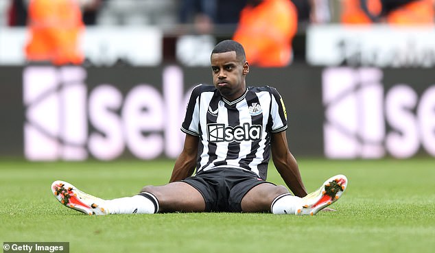 Alexander Isak produced his best Newcastle performance for a while as the Magpies fought back