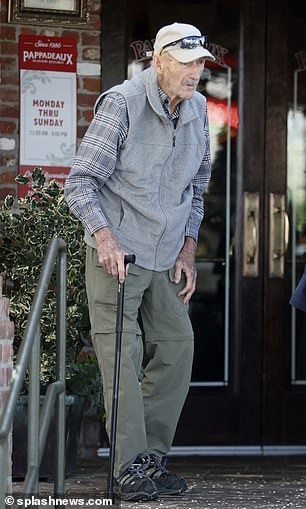 It was also strange to see the retired actor while heading to a restaurant with his wife.