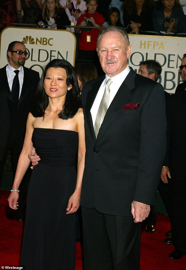 The couple was photographed in 2003 at the Golden Globe Awards, where Hackman won the Cecil B. deMille Award.