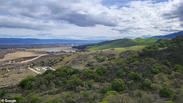 1711834051 441 California park is urging hikers to steer clear of illegal