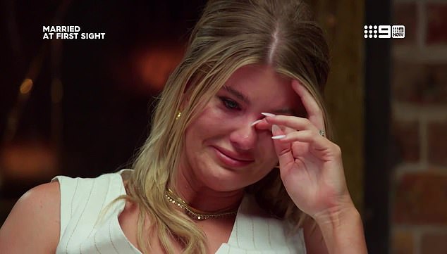 It comes after tensions came to a head during Monday night's episode of MAFS when Lauren finally confronted Jono about texting fellow girlfriend Ellie.