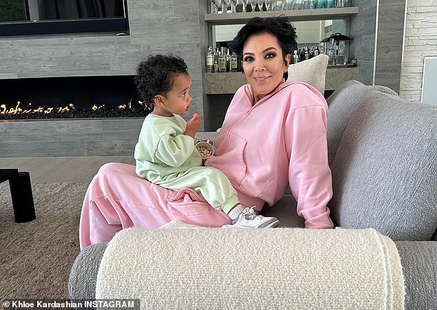 1711854637 747 Kris Jenner throws Easter extravaganza for her family as she