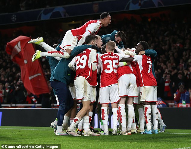 Guardiola claims Gunners benefit from desire to end 20-year title drought