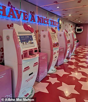Eva Air Hello Kitty-themed check-in area at Taiwan Taoyuan International Airport