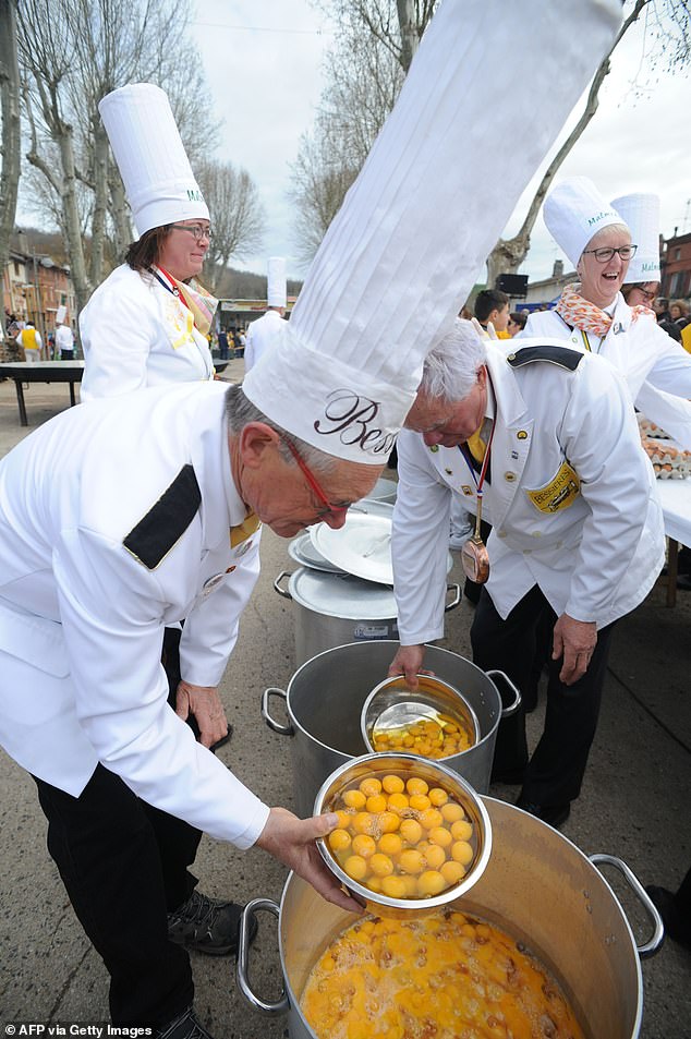 Around 15,000 eggs are used to create this enormous feast that is cooked in a single pot and served to 2,000 people.