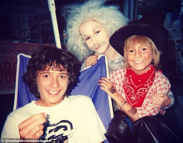 Underwood (left) appears on the set of the Zoey 101 Halloween episode.