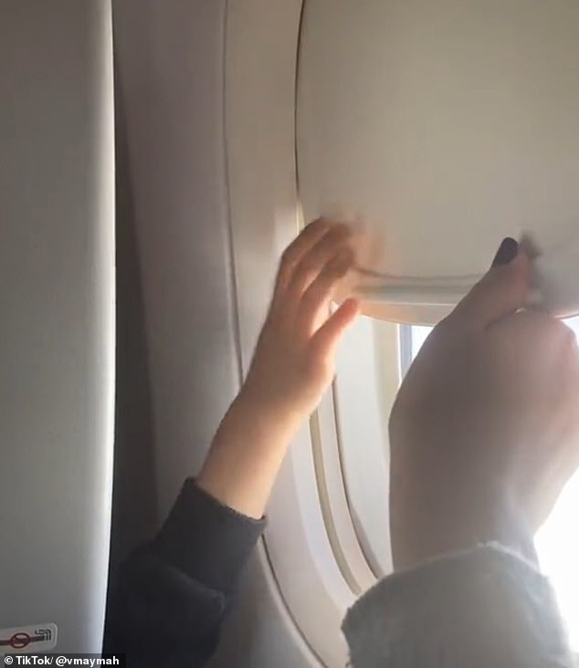 In the video, which has been viewed more than 16.3 million times, Umaymah is sitting in her seat on the plane with the window blinds open and light coming in when a child closes it.