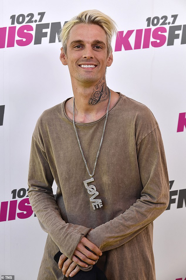 Aaron Carter's sweet voice can be heard once again with the release of his posthumous single Grateful;  in the photo 2017