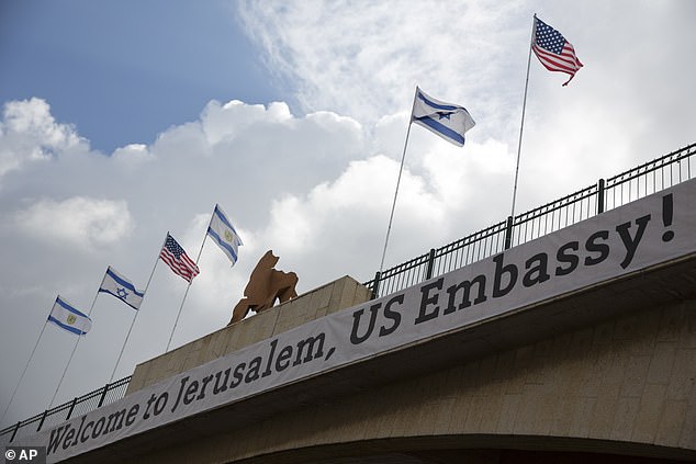 An employee at the US embassy in Jerusalem has died, the embassy confirmed Monday