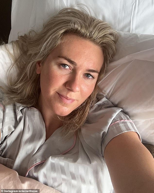 Ariarne Titmus posted this photo from the hospital when she underwent surgery to remove tumors after suffering a hip injury