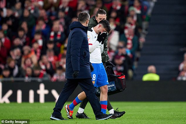 Pedri cried after being substituted due to injury on Sunday against Athletic Bilbao