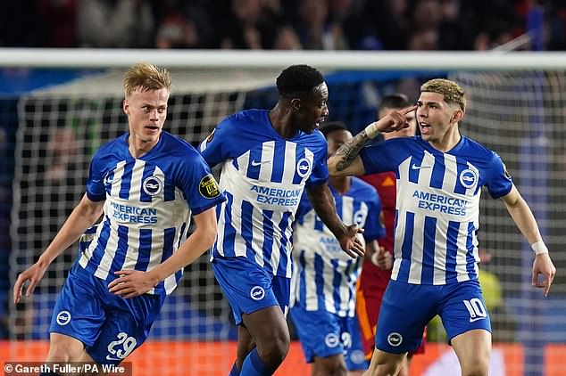 Danny Welbeck's first-half goal was enough to give Brighton a 1-0 win that night, but it wasn't enough to reverse the brutal 4-0 defeat they suffered against Roma in the first leg last week. .