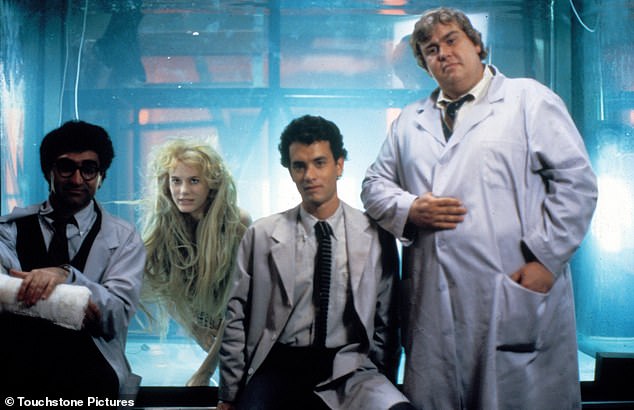 In addition to the actress and her co-star, the film starred artists such as Eugene Levy, Dody Goodman and John Candy.