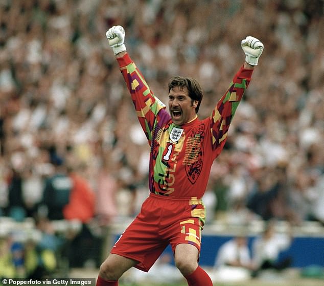 Former England goalkeeper David Seaman believes players of his generation would have refused to wear the new kit