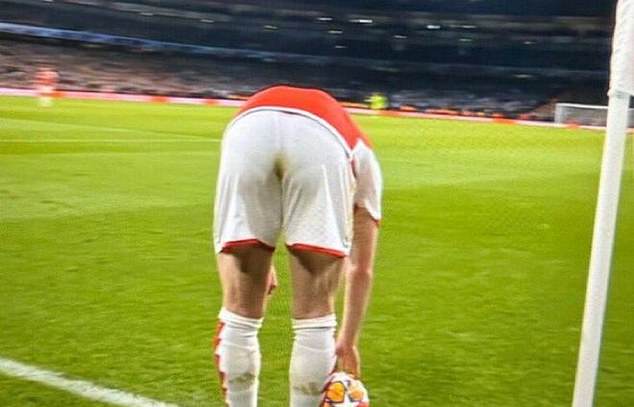 The Arsenal star sparked an online debate over suspicious stains on his shorts.