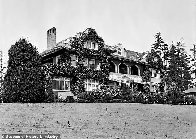 A stunning 19th-century mansion in Seattle sold for $6 million is to be demolished because its last owners were Moonies - members of the Unification Church
