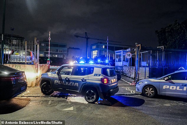 Flying Squad and San Giovanni officers discovered Coppola's lifeless body in the parking lot of a Deco store in San Giovanni a Teduccio, Naples