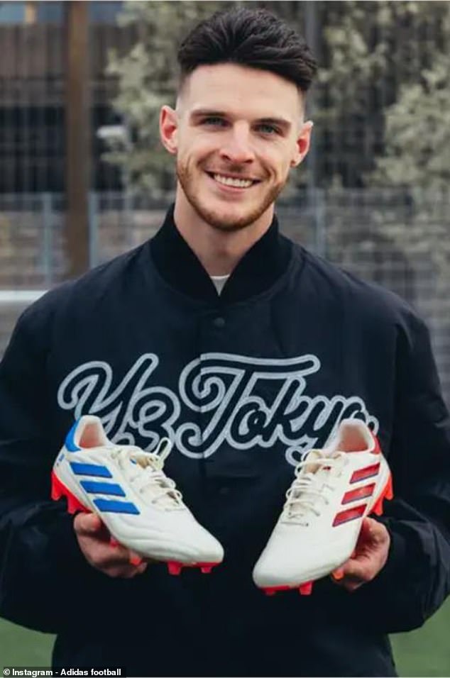 Frank Lampard presents Declan Rice with bespoke Adidas boots to