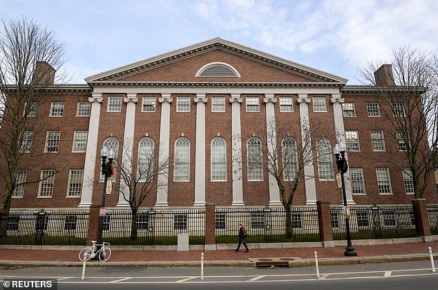 Harvard College saw a 5 percent drop in undergraduate applications this year, while other Ivy League schools, including Yale and Dartmouth, boasted a record 10 percent increase.