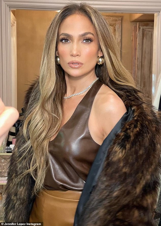 Mom is friends with this sex pot; JLo seen in February