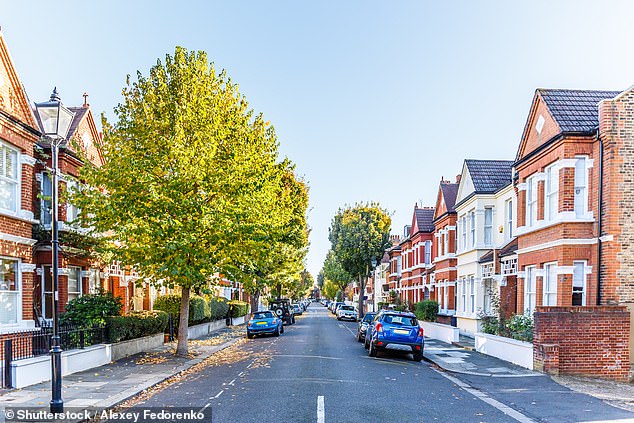 The average price of a newly marketed house jumped by more than £5,000 month-on-month in March.