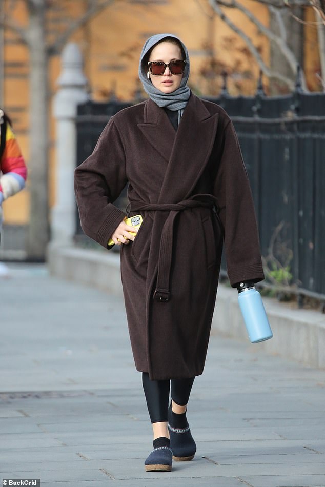 Jennifer Lawrence stayed comfortable as she headed to the gym for an afternoon workout Monday in New York City.