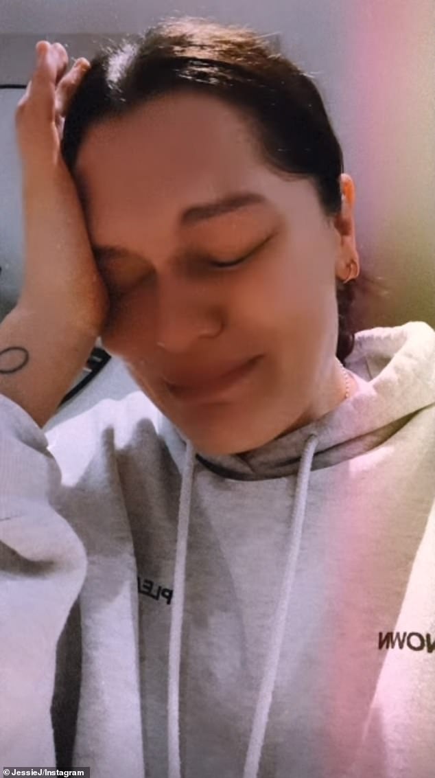 Jessie J broke down in tears on Tuesday, while explaining that she was allowing herself a guilt-free break to focus on her career and enjoy spending time with her son.