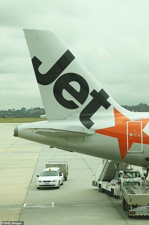 Jetstar flight from Melbourne to Launceston forced to abort take off