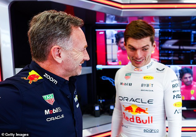 Christian Horner talks to Max Verstappen ahead of the F1 Saudi Arabian Grand Prix