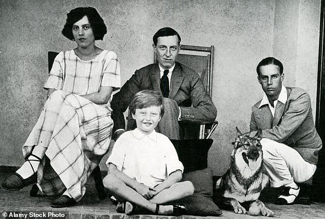 Shelia with Lord Loughborough and their son. Her second husband, Sir John Milbanke, is on the right.