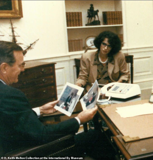Jonna Mendez met with President HW Bush in the Oval Office, wearing one of the most sophisticated face masks in the costume department.