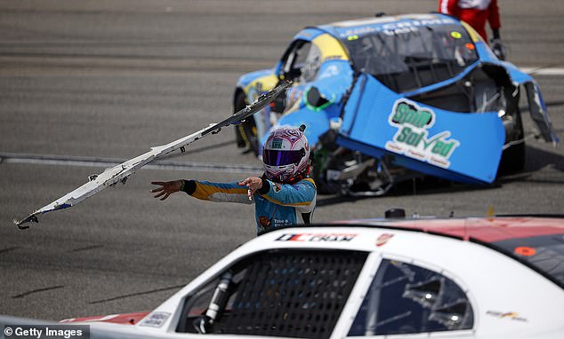 Gase threw the bumper of his car into the front windshield of Crum's vehicle after the accident.