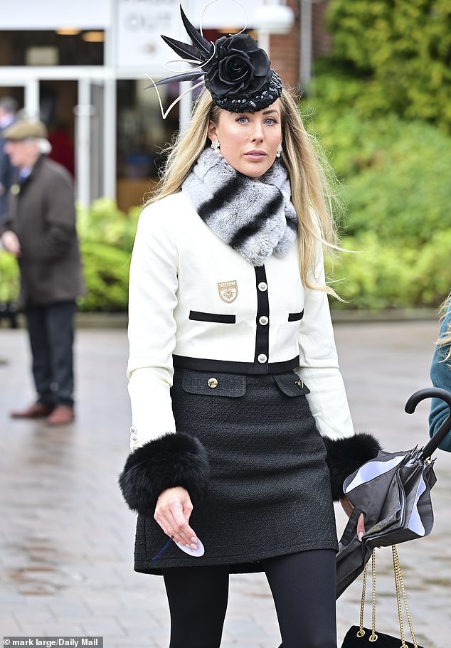 Chanel-inspired black and white looks seemed to be popular