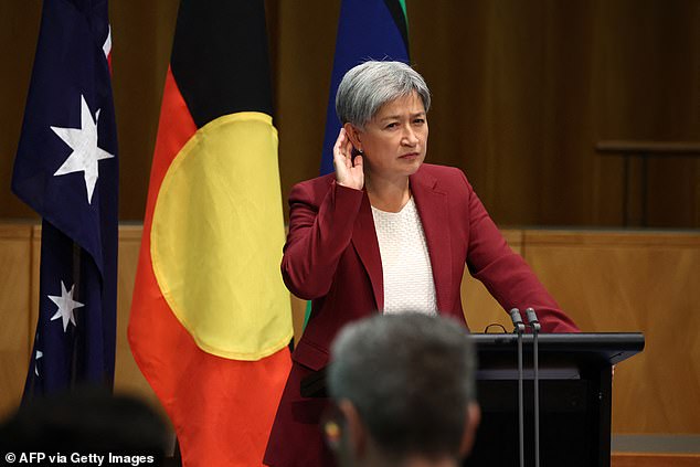 Penny Wong has given some cautionary advice to China's top foreign affairs official, a move likely to infuriate former Labor hero Paul Keating.