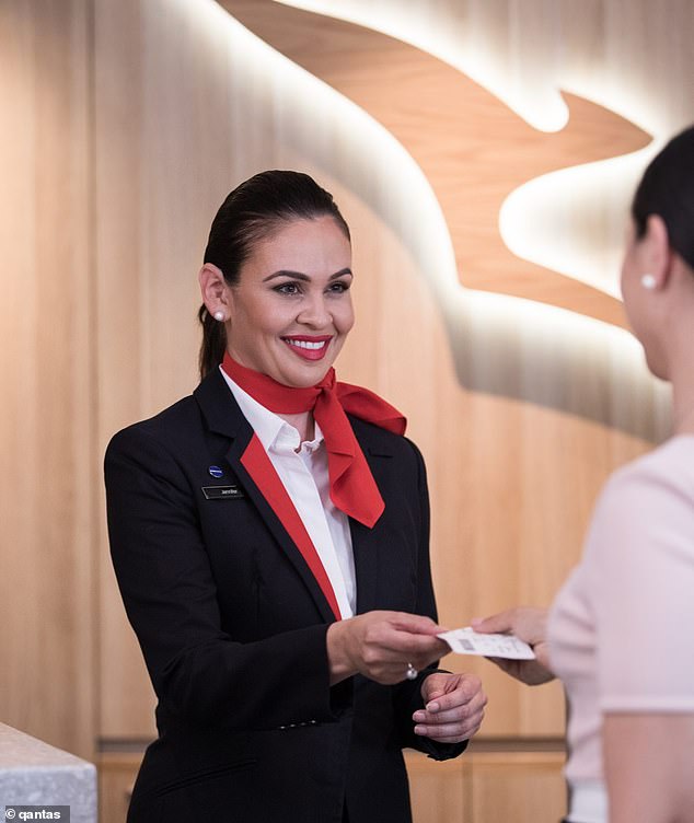 Australia's flag carrier has been criticized in recent days for the allegedly declining quality of meals served in its lounges and on board its planes.