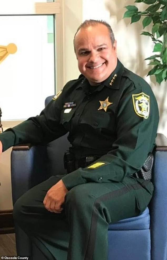 The image was shared on the official account of Osceola County Sheriff Marcos R. López.