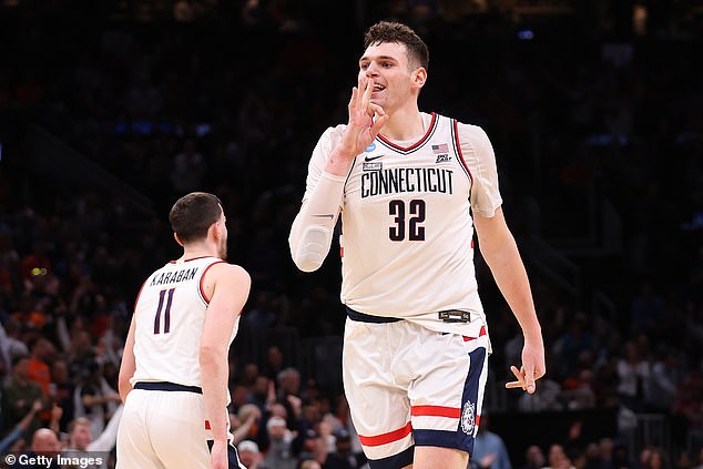UConn and Donovan Clingan sealed a brilliant 77-52 victory over third-seeded Illinois
