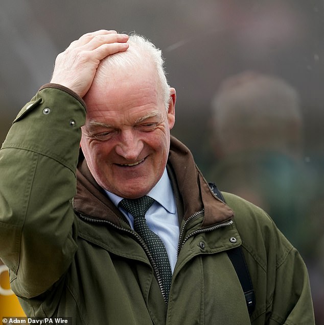 Mullins smiles after Ballyburn win the Gallagher Novice Hurdle on day two