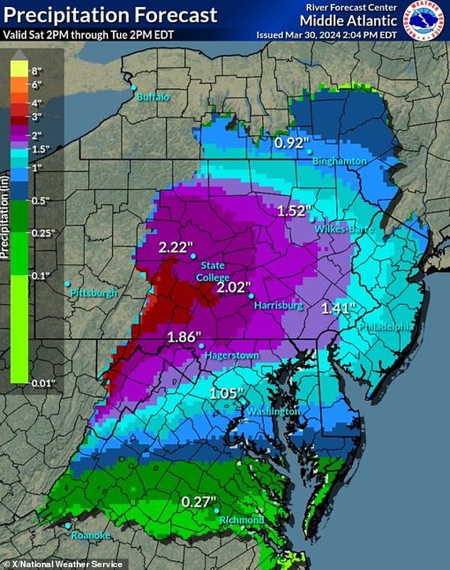 1711941631 328 Almost 50M under flood watch as major thunderstorms bring 12INCH