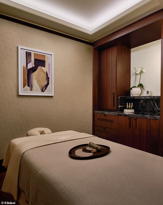 Inspired by the phases of the moon, the signature services combine relaxing therapies and ancient practices to guide each guest into a state of alignment with the natural flow of the universe.