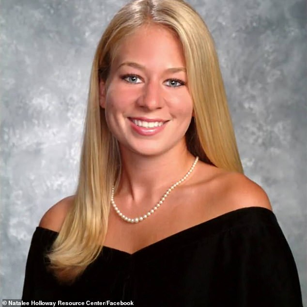Murdaugh's lawyers said the FBI examiner asked Murdaugh if he could keep a secret and then told him he had just arrived from Alabama, where he examined van der Sloot, who admitted to killing Natalee Holloway in 2005 in Aruba.