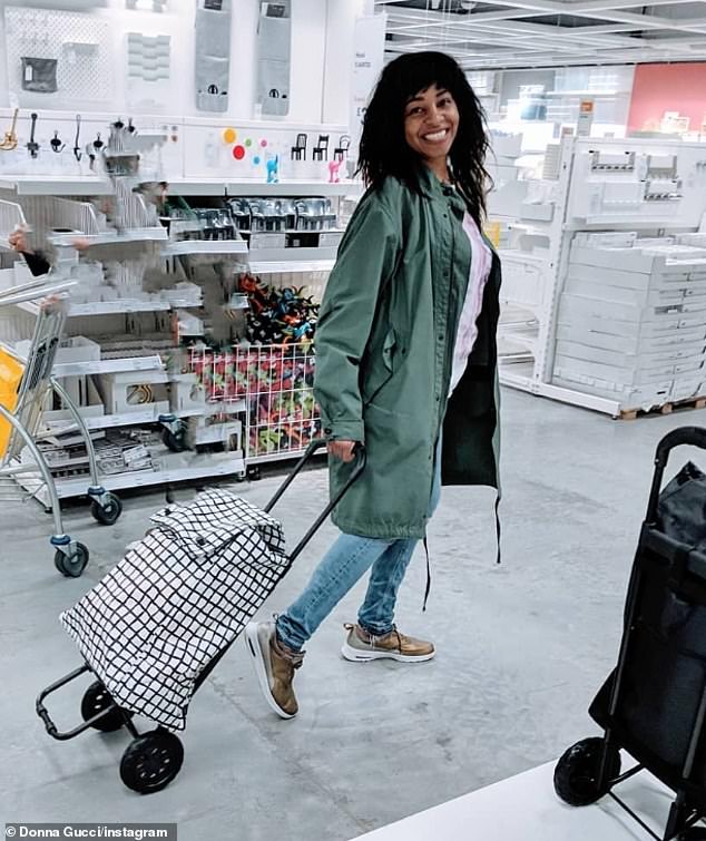 1712067610 219 The most trendy accessory for mumfluencers Carts The once old fashioned
