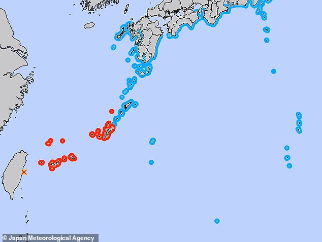 1712105135 409 Massive earthquakes hit Taiwan Warning of possible three metre tsunami after