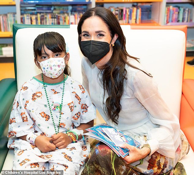 Meghan traveled 90 minutes from her home in Montecito to Los Angeles to meet and read to patients.
