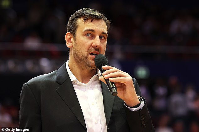 1712155862 985 NBA legend Andrew Bogut claims he was offered drugs by