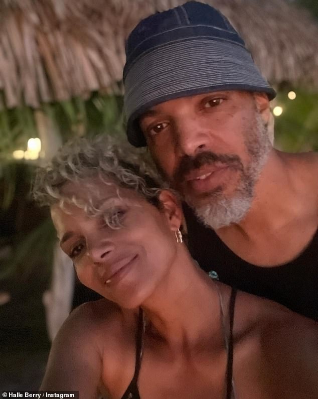1712195375 274 Halle Berry shares belated Easter greeting as she cuddles with