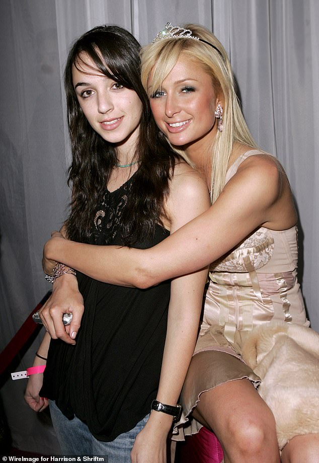 Her stunning transformation recently came to light after a clip showing images of Farrah through the years went viral on TikTok (seen with Paris Hilton in 2004).