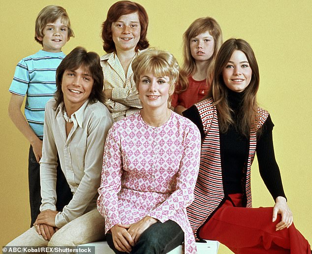 Shirley (center) appears in a 1972 publicity photograph with (from left) Jeremy Gelbwaks, Danny Bonaduce, Suzanne Crough, David Cassidy and Susan Dey.